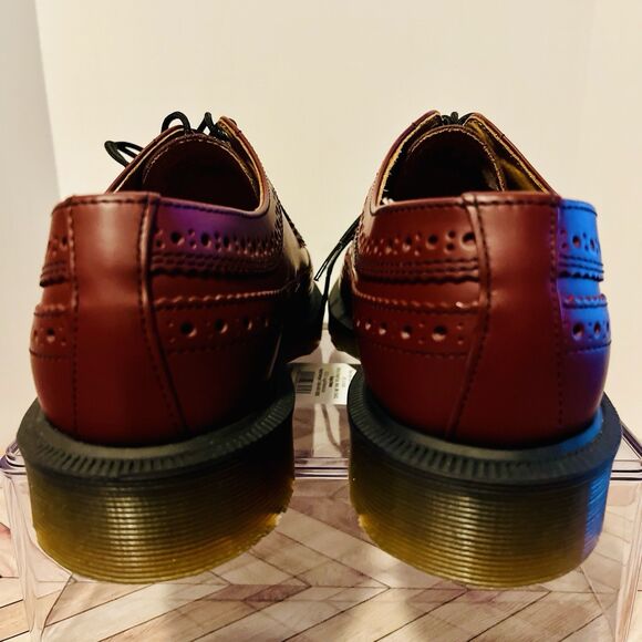 Dr Martens 3989 Cherry Red Smooth Leather Brogue M 5 W 6 Wingtip Shoes Academia - Picture 5 of 9